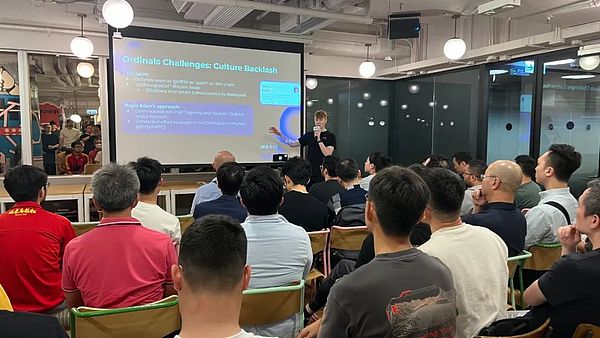 香港虚拟资产交易所牌照争夺战：谁在领跑？谁在掉队？